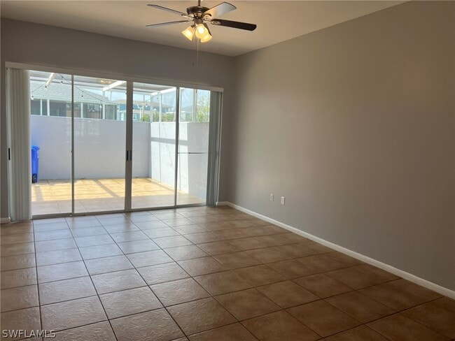 Building Photo - 3841 Schoolhouse Rd E