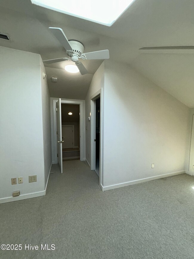 Building Photo - 1204 Rising Tide Ct