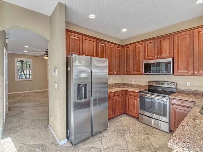 Building Photo - Well-Maintained 3-Bedroom Townhouse in Botanica | 1-Car Garage | Jupiter