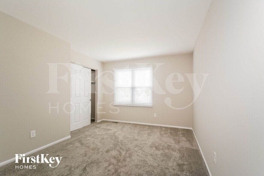 Building Photo - 427 Holly Terrace Ct