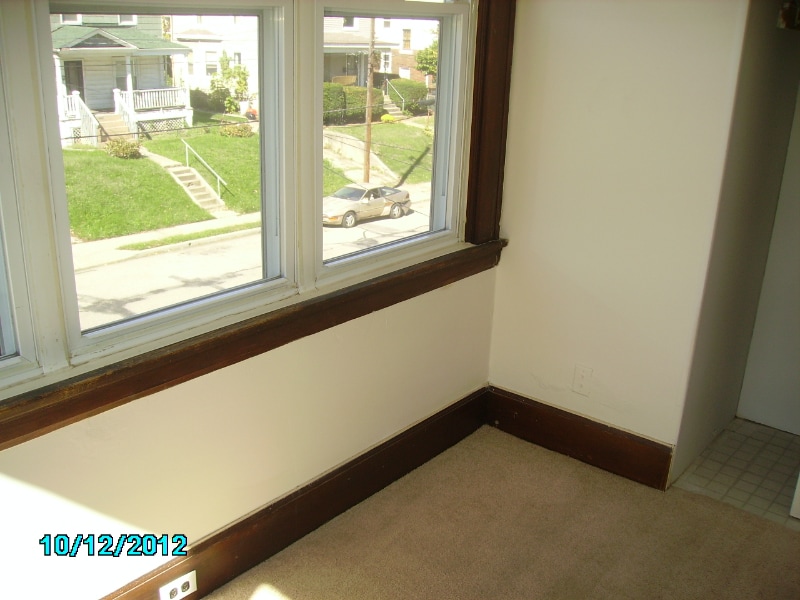 Building Photo - 3922 S Madison Ave