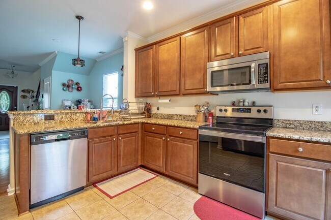 Building Photo - Hamilton Grove Pooler, GA