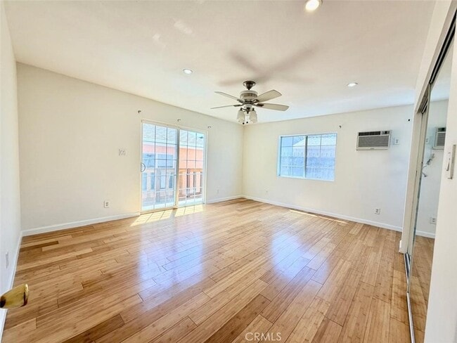 Building Photo - 4308 E 57th St