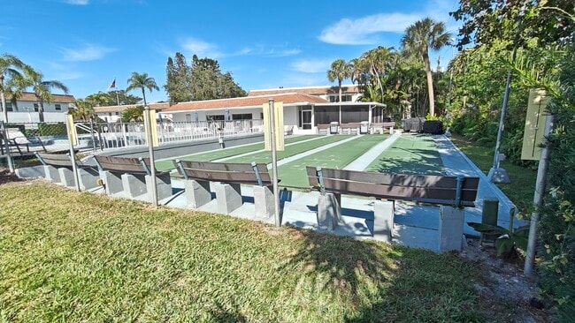 Building Photo - 2950 SE Ocean Blvd