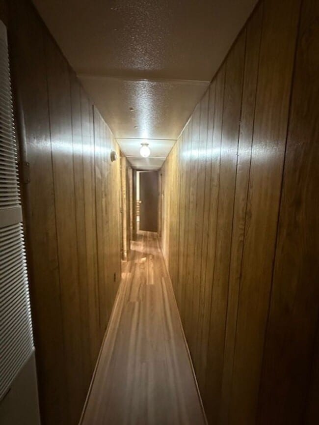Building Photo - 3 Bedroom 2 Bath Single Wide Mobile - Cont...