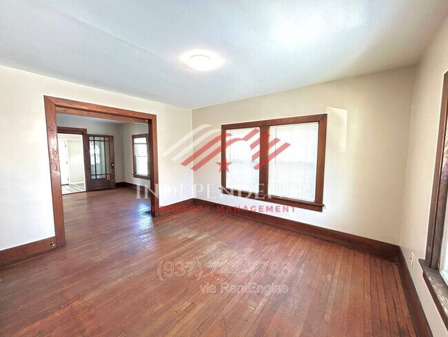 Building Photo - 2806 S Smithville Rd