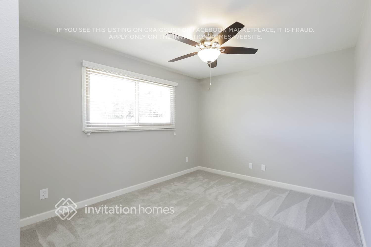 Building Photo - 6827 S Willow Dr