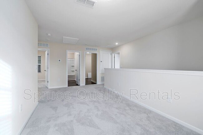 Building Photo - 1504 Arapahoe Ridge Dr