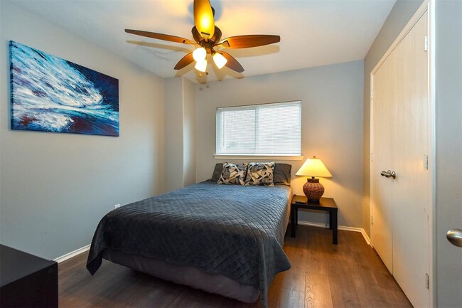 Building Photo - 11007 Shumard Oak Ct