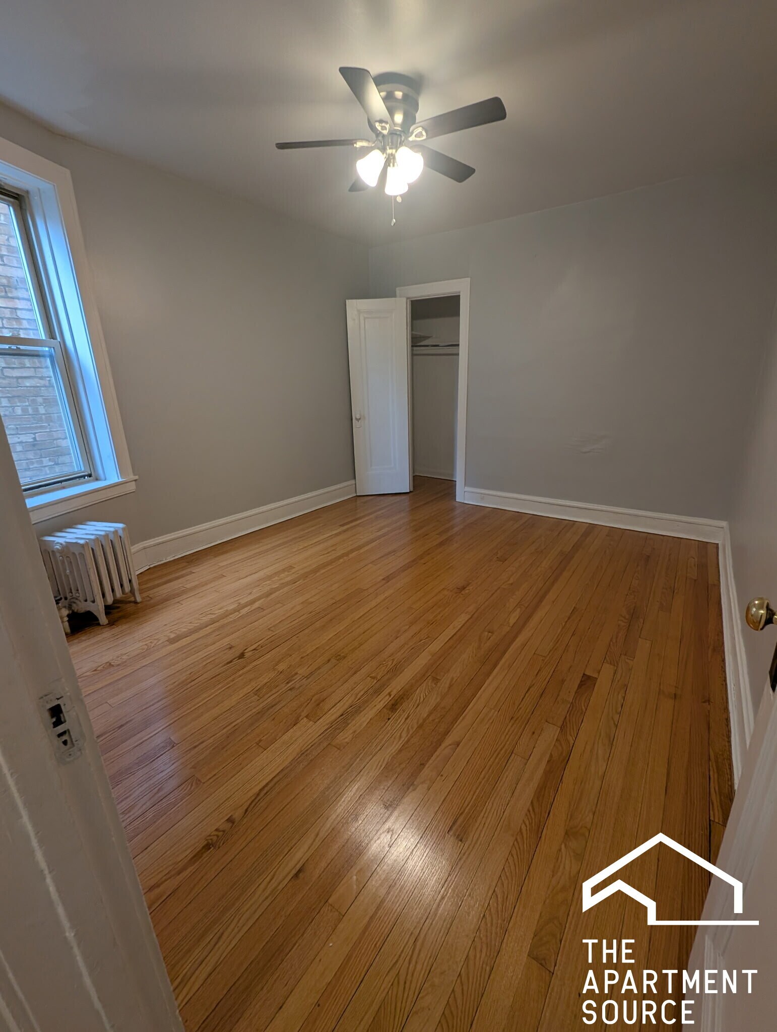 Building Photo - 3438 W Foster Ave