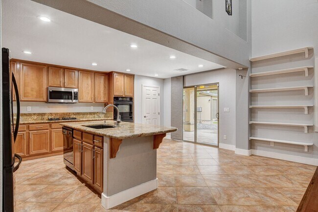 Building Photo - 4 Bedroom in North Las Vegas Near Aliante