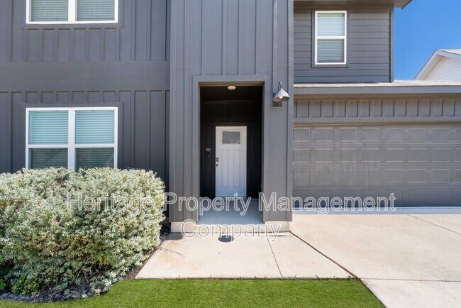 Building Photo - 4534 Lampasas Flts