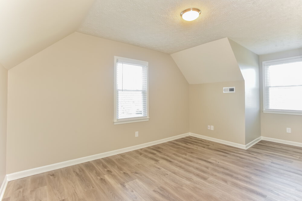 Building Photo - 1423 Marymont Dr