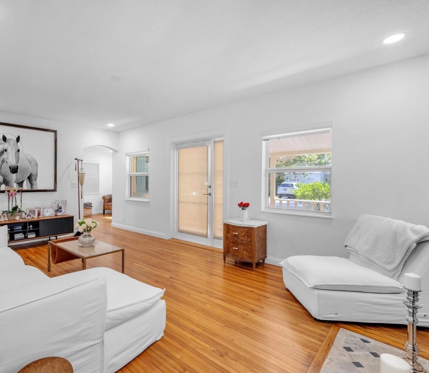 Building Photo - 1100 El Rado St