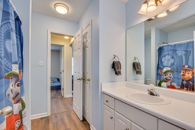 Building Photo - 660 Butler Springs Cir
