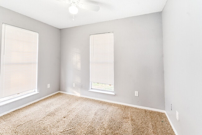 Building Photo - 514 Frazier St