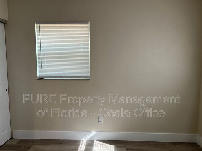 Building Photo - 7509 SW 78th Pl