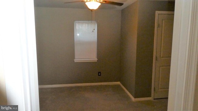 Building Photo - 8515 Preakness Pl