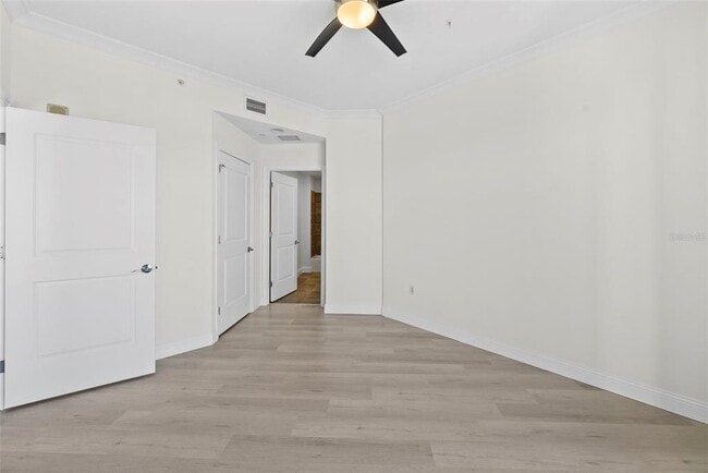 Building Photo - 449 S 12th St