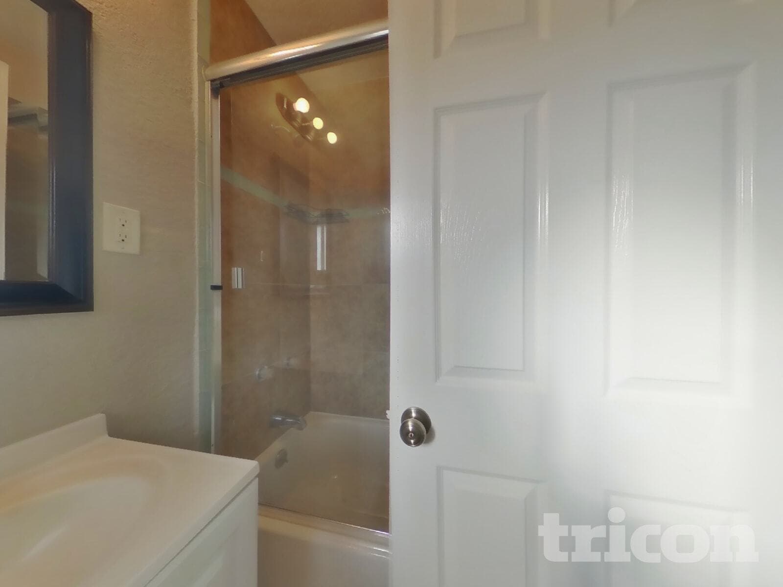 Building Photo - 500 Shaddick Dr