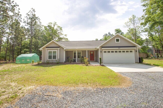 Building Photo - The perfect home! * *Coming up soon!!!!!**