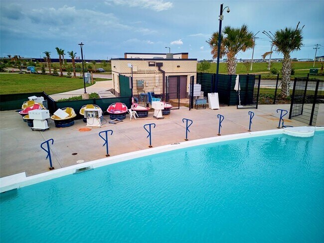 Building Photo - 12629 Pirate Bend Dr