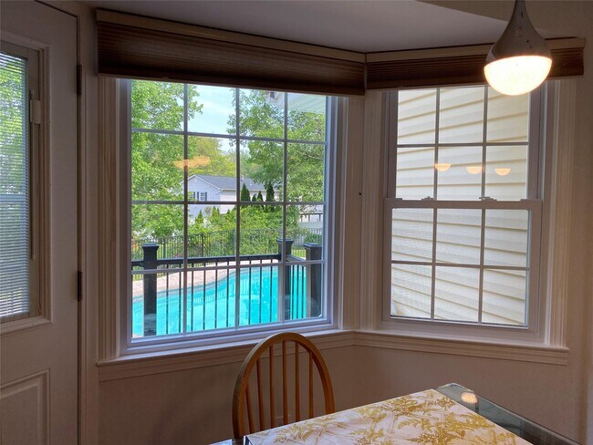Building Photo - 213 Fort Lee Pl
