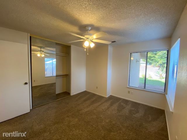 Building Photo - 3 br, 2 bath Condo - 1809 South Cain Court