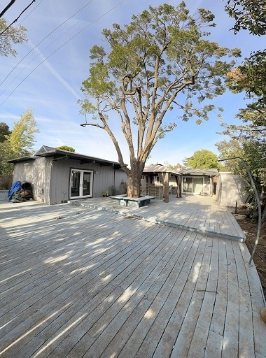 Building Photo - 485 Redwood Way
