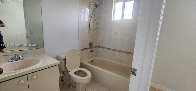 Building Photo - 8545 SW 152nd Ave