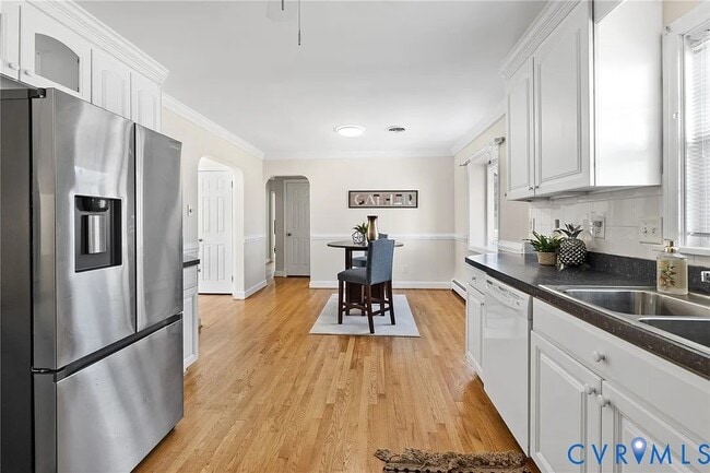 Building Photo - 8276 Franklin Ln