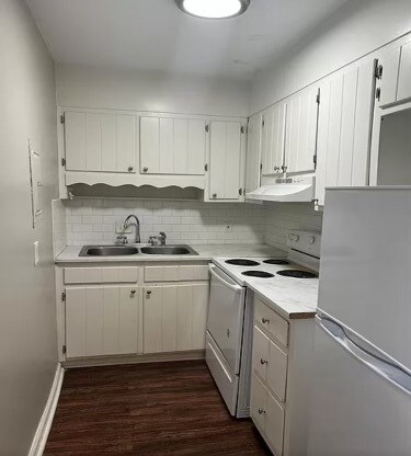 Building Photo - Westview 1