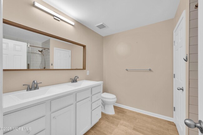 Building Photo - 308 Princeton Court