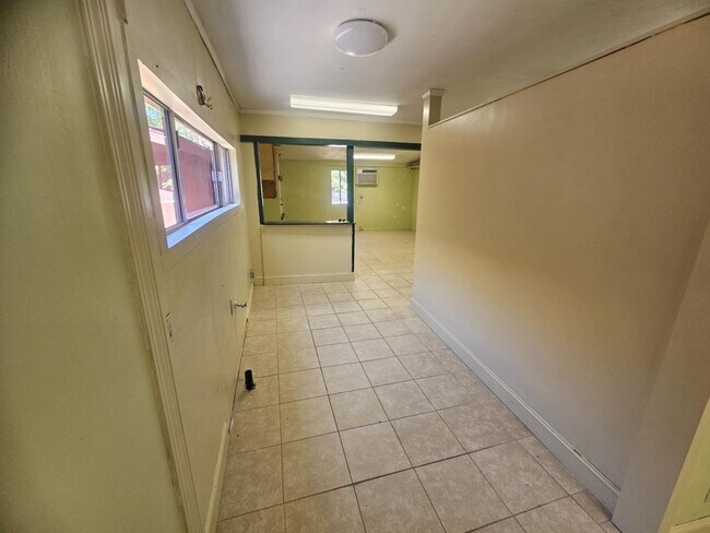 Building Photo - Jamestown Commercial Space