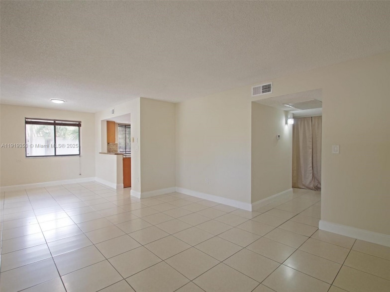 Building Photo - 8321 Coral Lake Dr