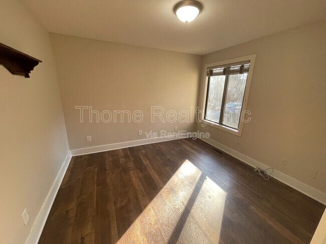 Building Photo - 116 Rum Barrell Cove