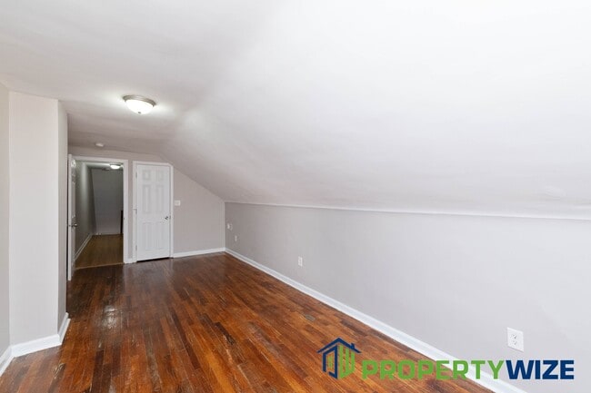 Building Photo - 4217 Chatham Rd