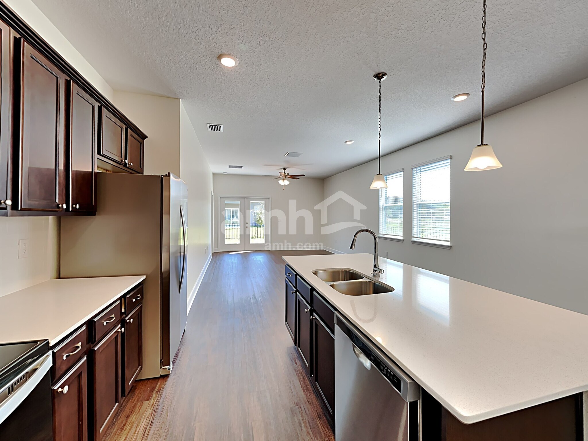 Building Photo - 2216 Saffron Walden Dr