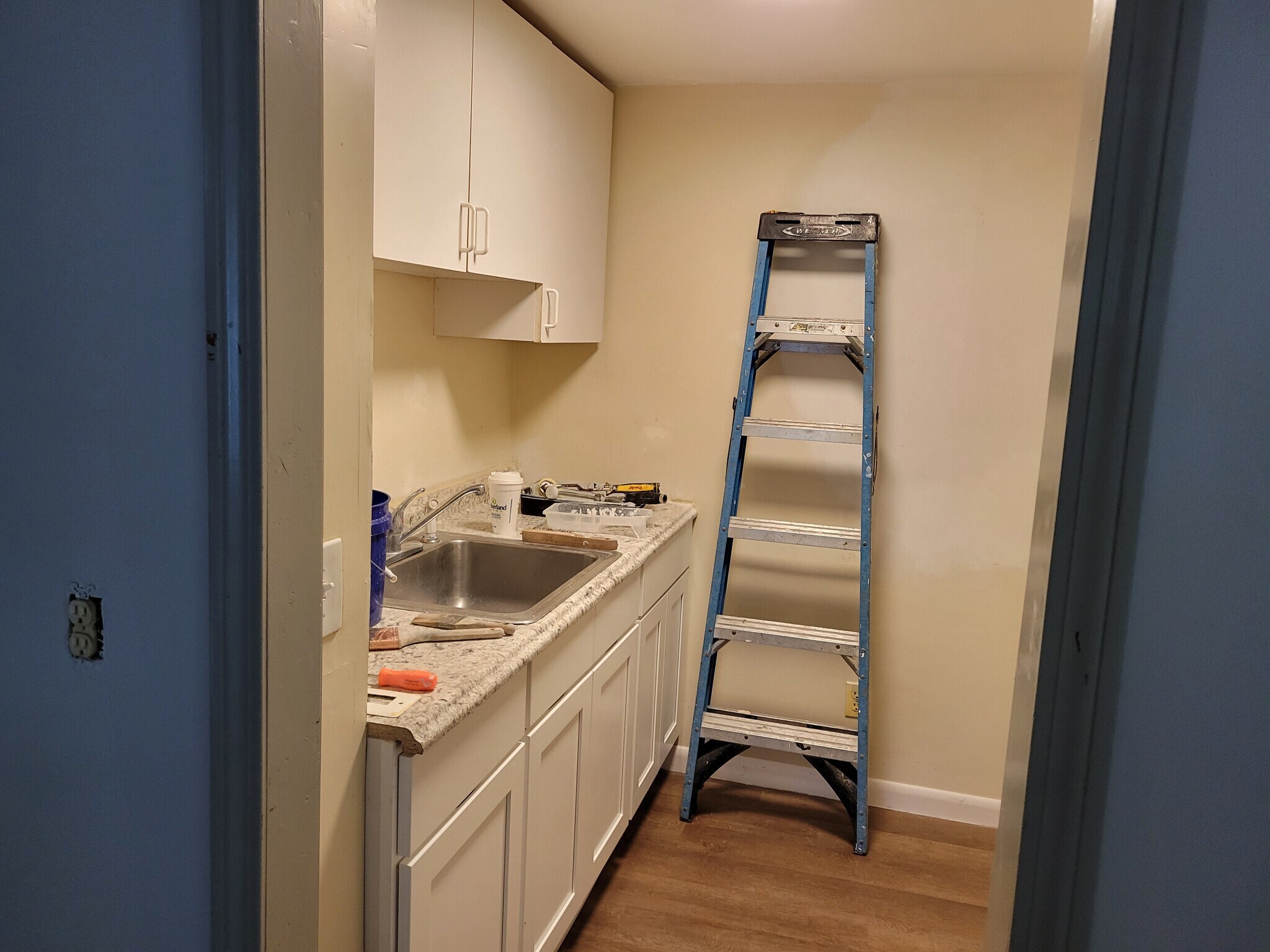 Building Photo - 27 Phebe St