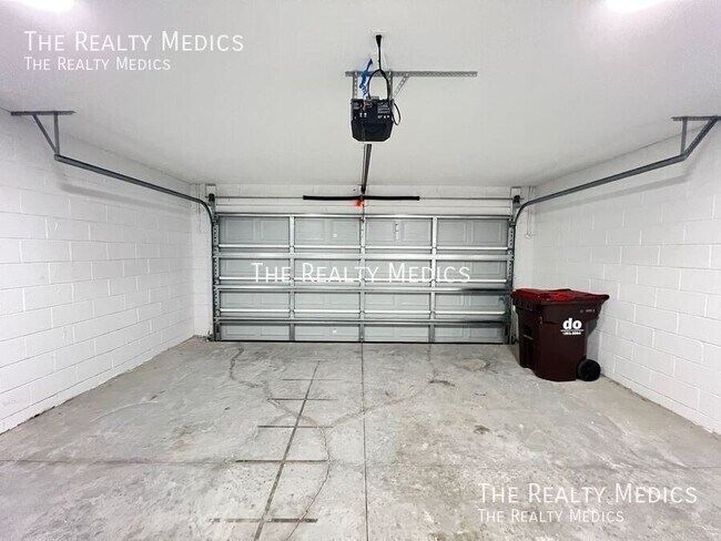 Building Photo - 391 Malauka Loop