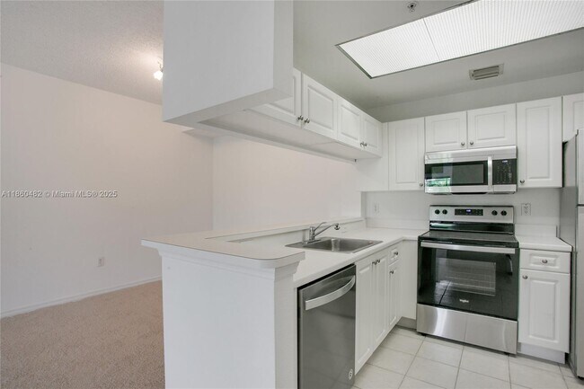 Building Photo - 2813 Grande Pkwy