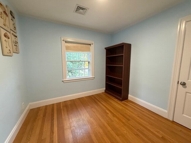 Building Photo - 111 Highland Ave