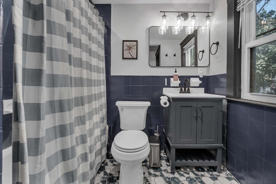 Building Photo - 50 Sprague St