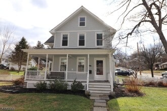 Building Photo - 236 W Main St