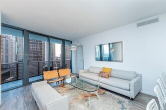 Building Photo - 801 S Miami Ave