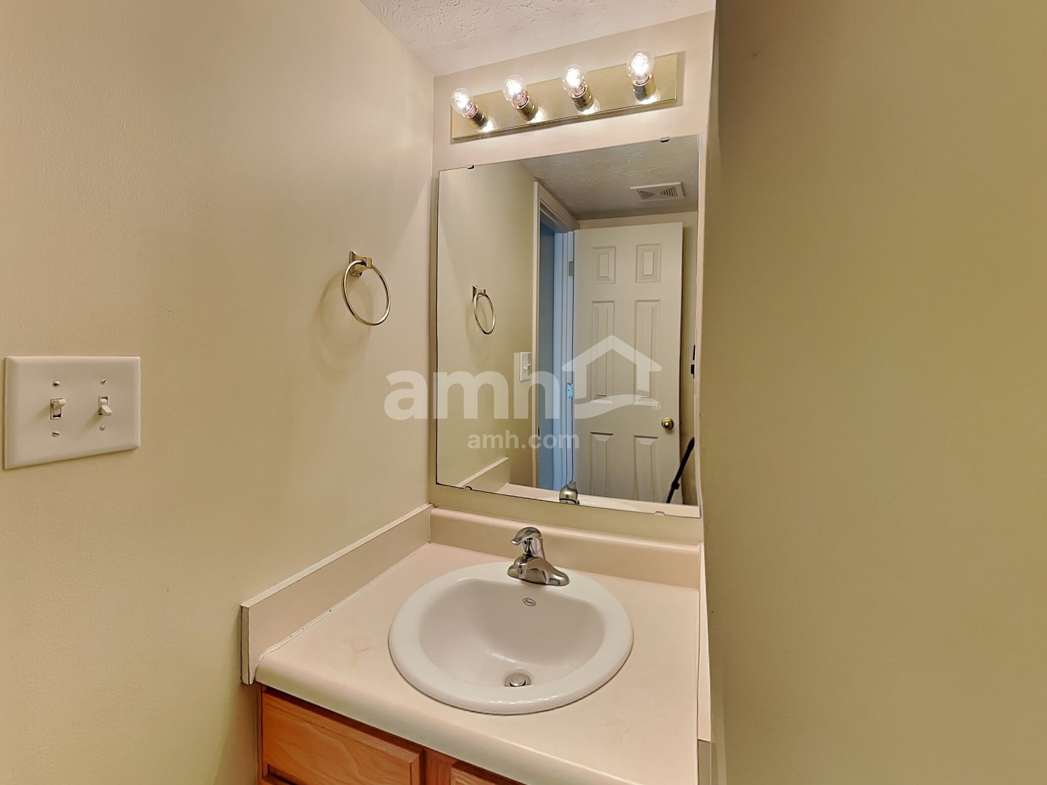 Building Photo - 6515 Knobstone Way