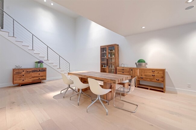 Building Photo - 39 River Hollow Ln