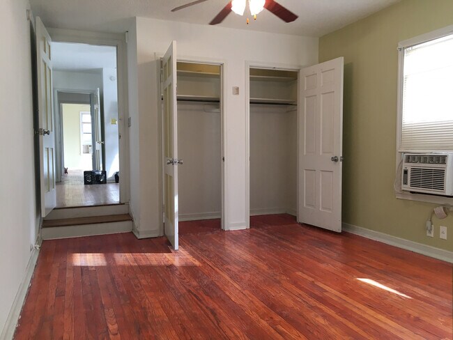 Building Photo - 2202 Lee Hall St