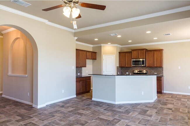 Building Photo - 1011 Rhodactis Dr