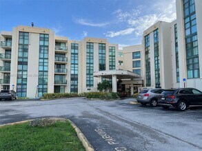 Building Photo - 2055 SW 122nd Ave